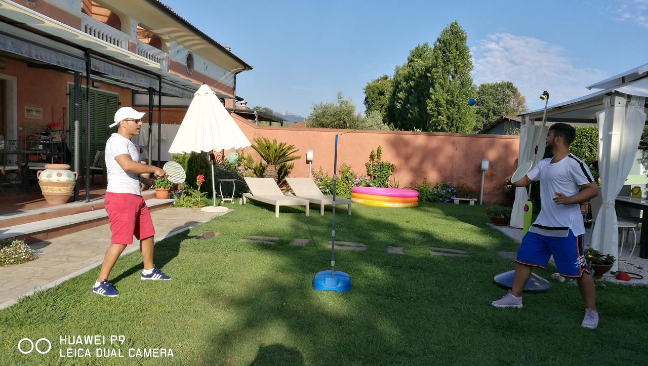 Giusy Bed And Breakfast Marina Di Carrara Exterior foto